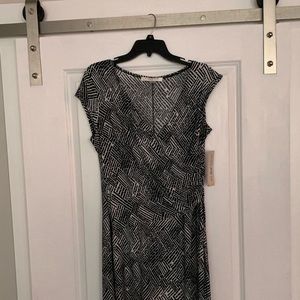 Evan Picone Sleeveless Dress